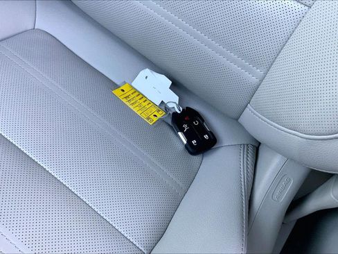 Used 2024 GMC Terrain Denali w/ Denali Premium Package image 14