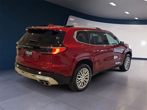 Used 2024 GMC Acadia Denali image 7