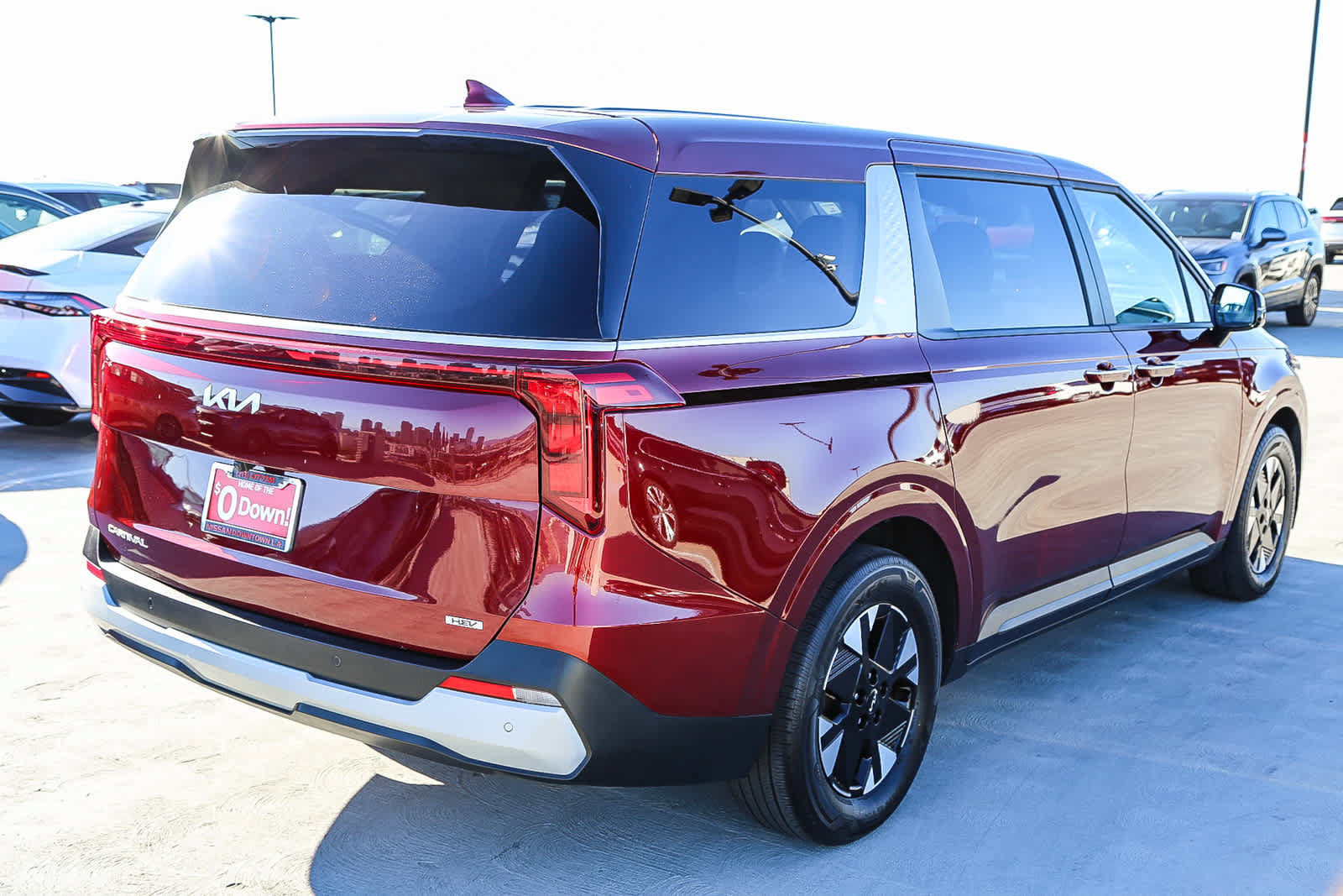 Used 2026 Kia Carnival LXS FWD image 8