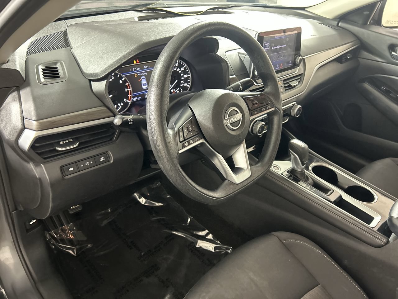 Used 2023 Nissan Altima 2.5 SV FWD image 12