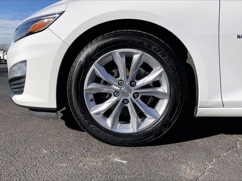 Used 2020 Chevrolet Malibu LT image 9