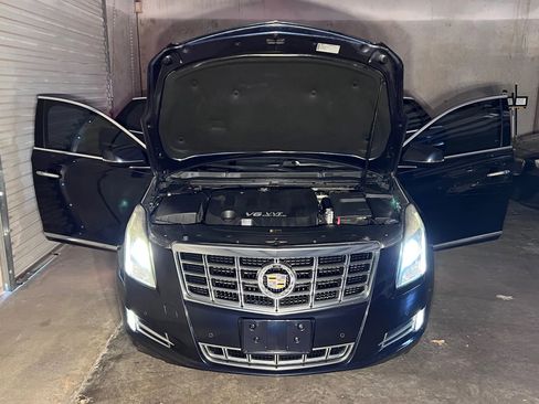 Used 2013 Cadillac XTS Luxury w/ Driver Awareness Package image 9