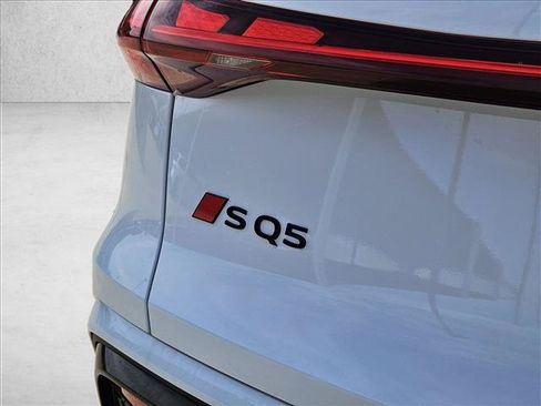 New 2026 Audi SQ5 Prestige AWD/4WD image 7