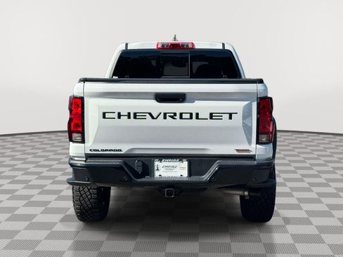 Used 2024 Chevrolet Colorado Trail Boss w/ Technology Package AWD/4WD image 5
