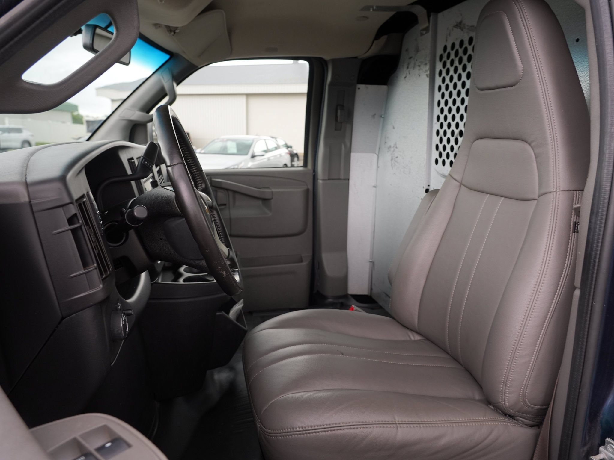 Used 2019 Chevrolet Express 2500 w/ Communications Package RWD image 13
