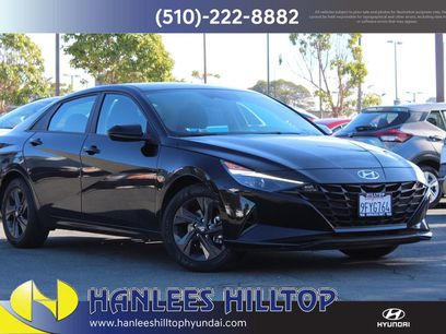 Used 2023 Hyundai Elantra Blue