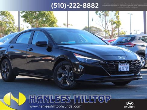 Used 2023 Hyundai Elantra Blue image 1