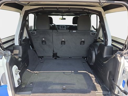 Used 2021 Jeep Wrangler Unlimited Sport AWD/4WD image 10