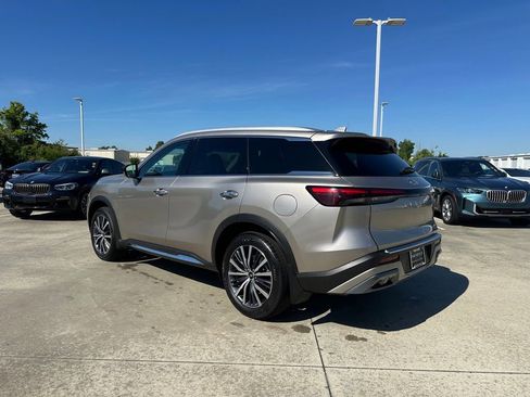 Used 2023 INFINITI QX60 Sensory w/ Cargo Package FWD image 7