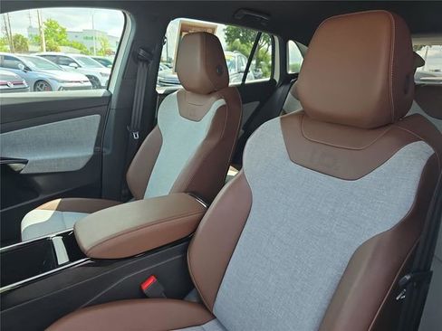 Certified 2023 Volkswagen ID.4 Pro RWD image 15