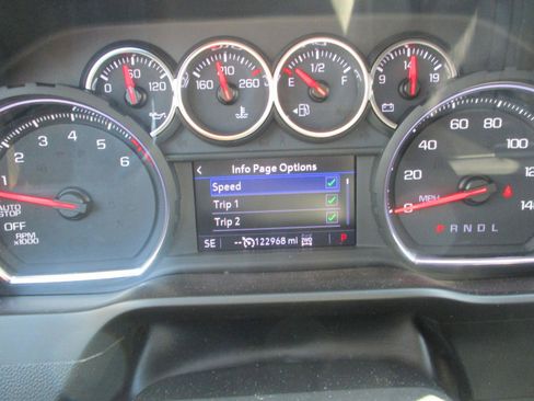 Used 2019 Chevrolet Silverado 1500 RST image 28