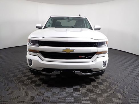 Used 2018 Chevrolet Silverado 1500 LT w/ All Star Edition image 5