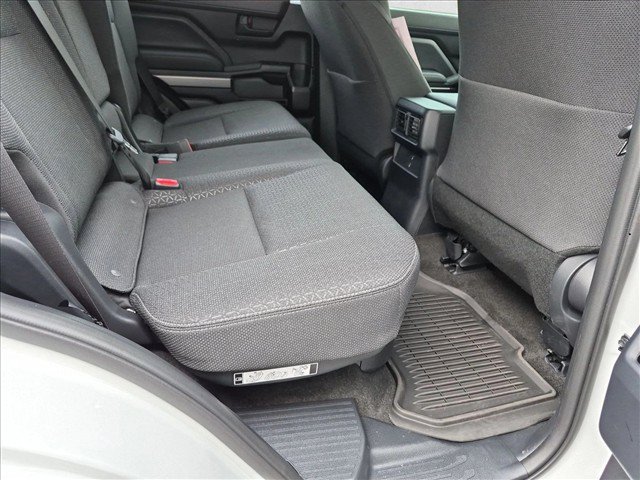 Certified 2026 Toyota 4Runner SR5 RWD image 19
