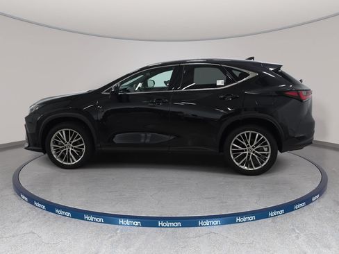 Used 2025 Lexus NX 350 AWD w/ Rear Seat Package image 8