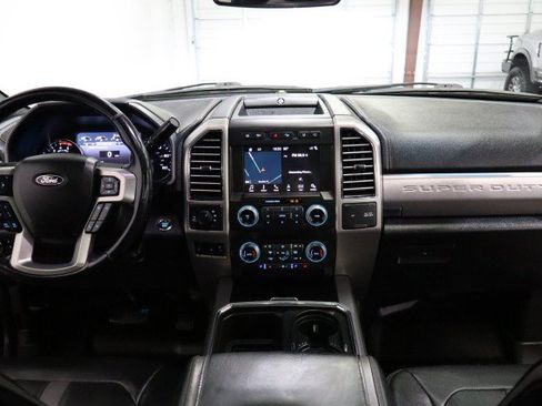 Used 2019 Ford F250 Platinum w/ Platinum Ultimate Package AWD/4WD image 7
