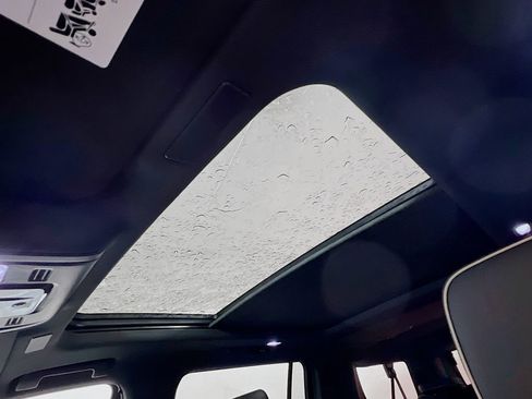 New 2026 GMC Yukon XL Elevation image 18