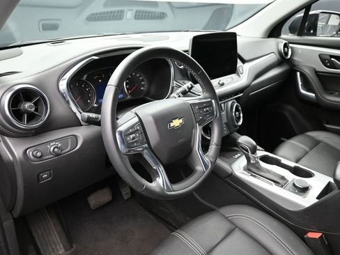 Used 2023 Chevrolet Blazer LT w/ Sound & Technology Package image 11