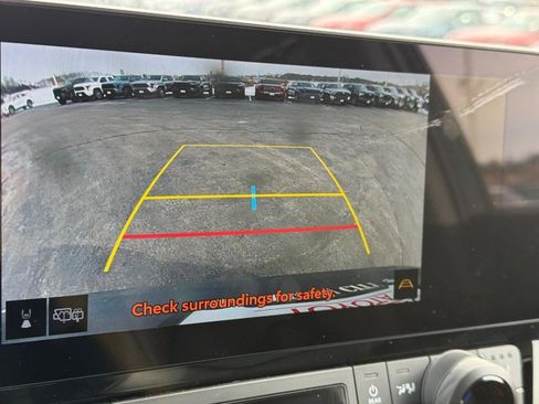 Certified 2025 Toyota Grand Highlander XLE AWD (Natl) image 22