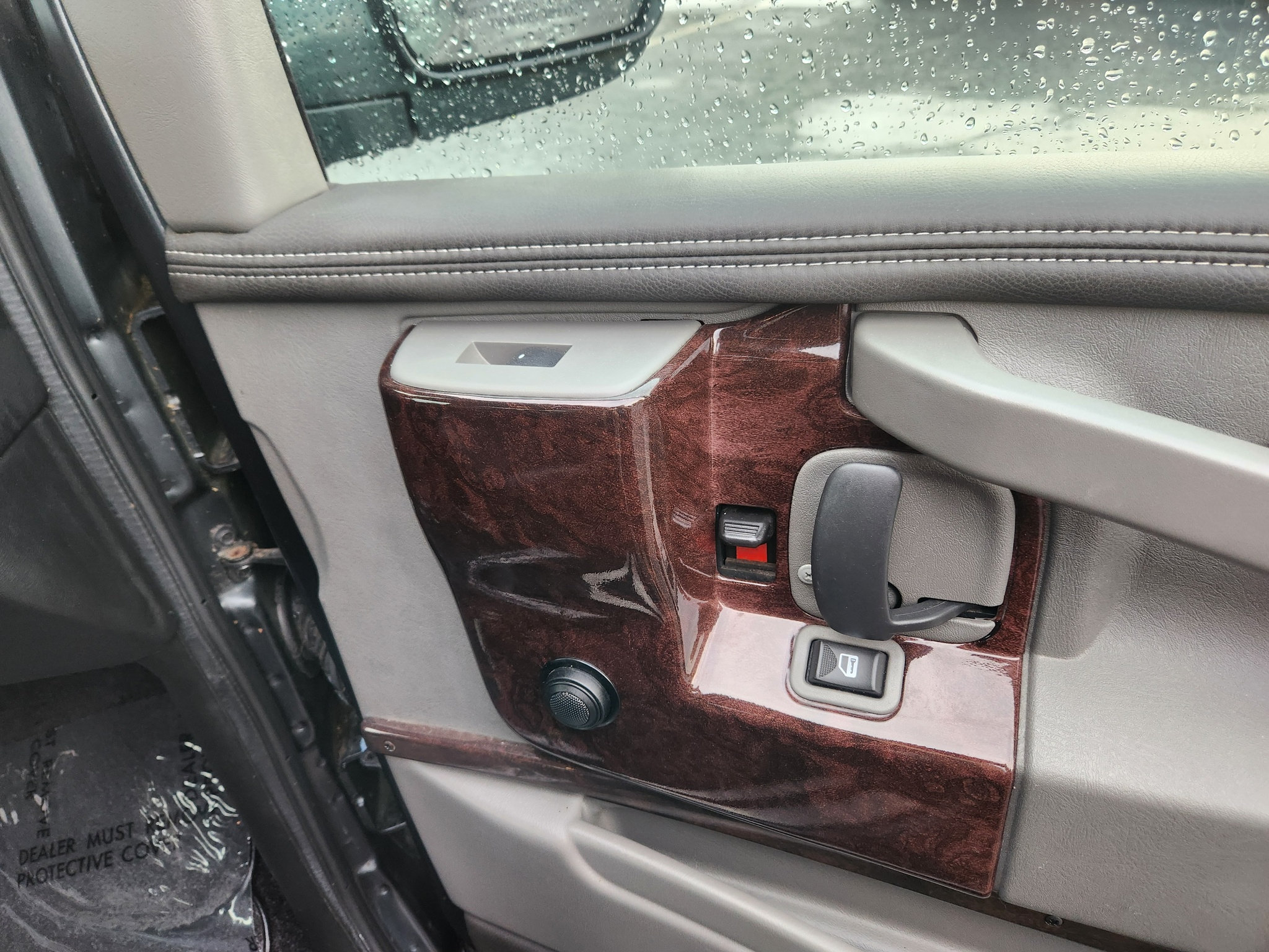 Used 2017 GMC Savana 2500 RWD image 38
