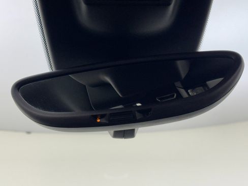 Used 2018 Porsche Macan image 31