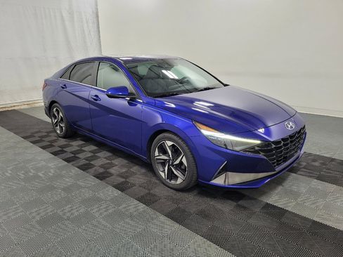 Used 2021 Hyundai Elantra Limited FWD image 11
