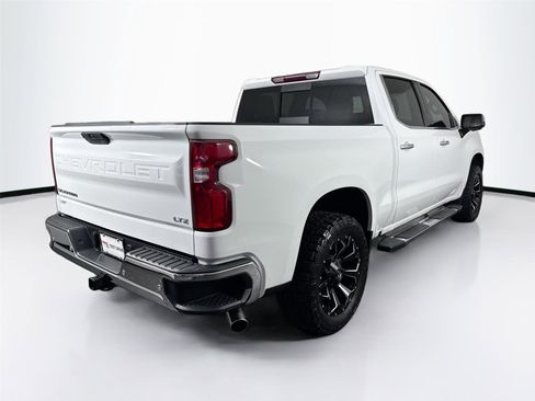 Used 2022 Chevrolet Silverado 1500 LTZ image 2