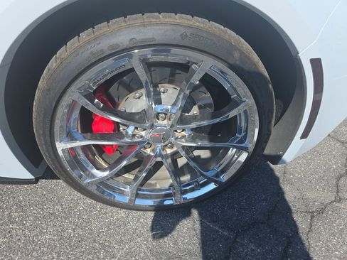 Used 2019 Chevrolet Corvette Grand Sport RWD image 14