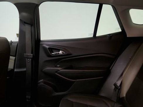 Used 2024 Chevrolet Trax ACTIV w/ Sunroof Package FWD image 43