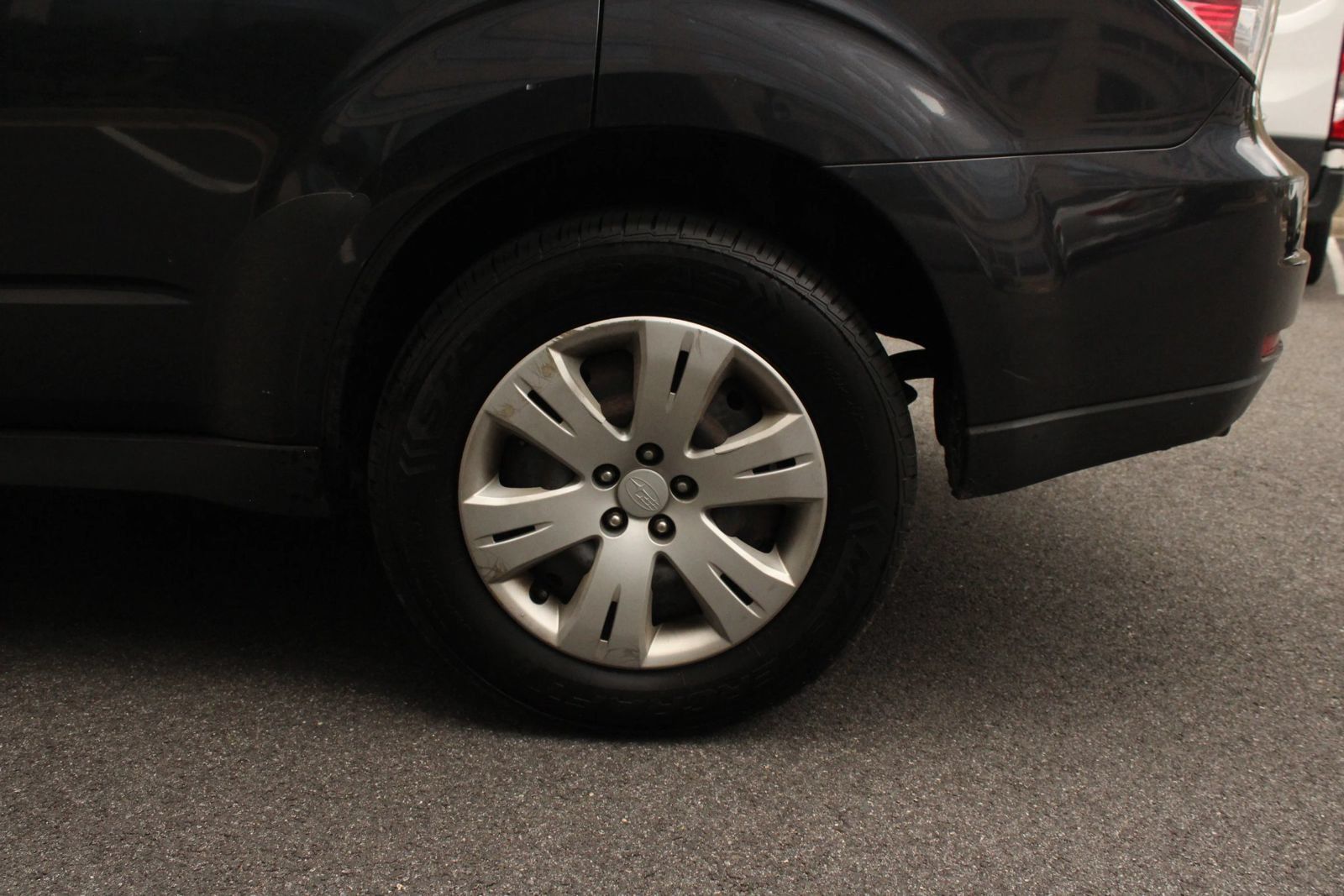 Used 2010 Subaru Forester 2.5X AWD/4WD image 10