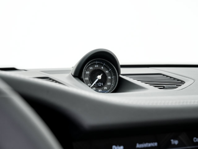 Certified 2024 Porsche 911 Carrera RWD image 20