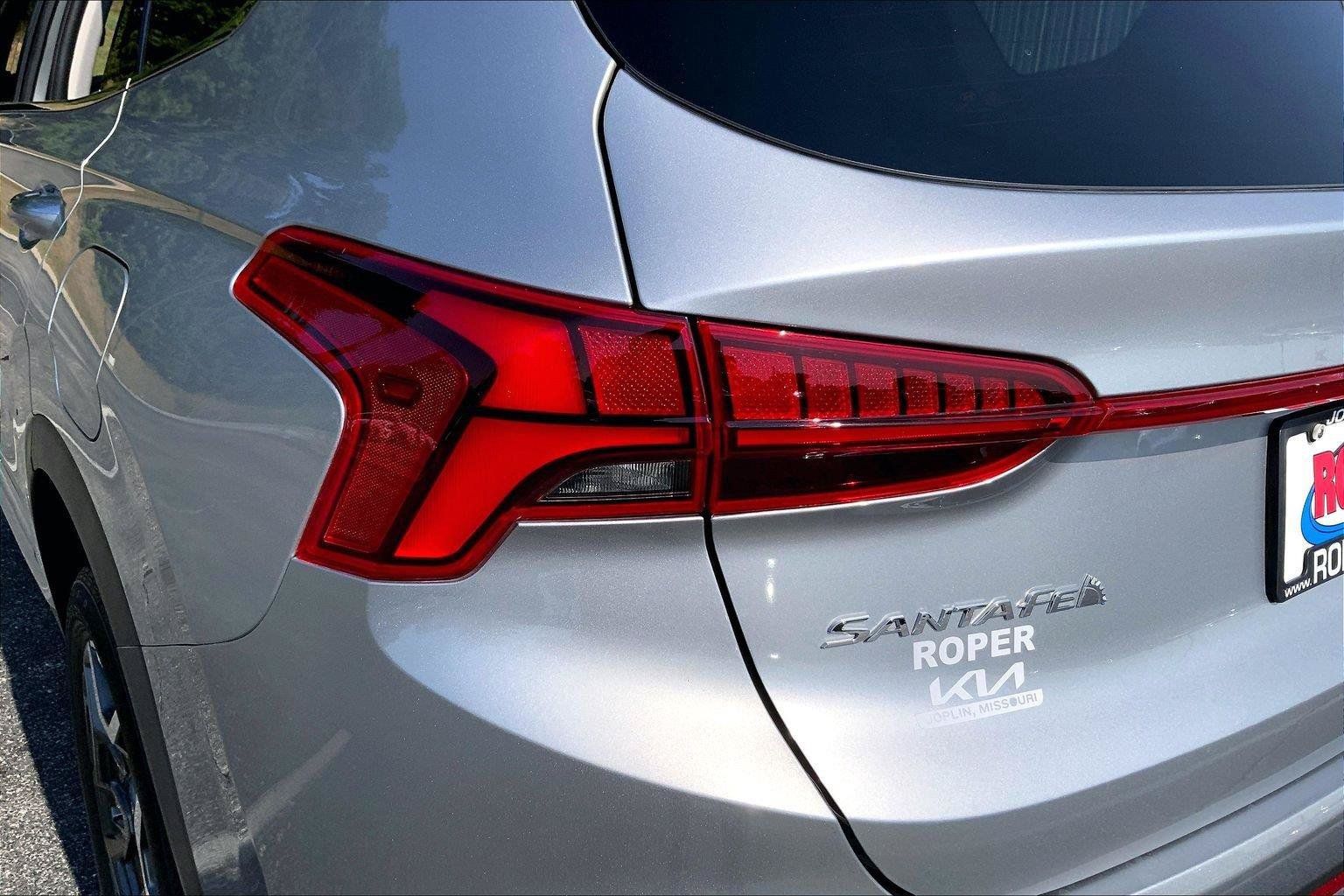 Used 2023 Hyundai Santa Fe Limited w/ Cargo Package AWD/4WD image 28