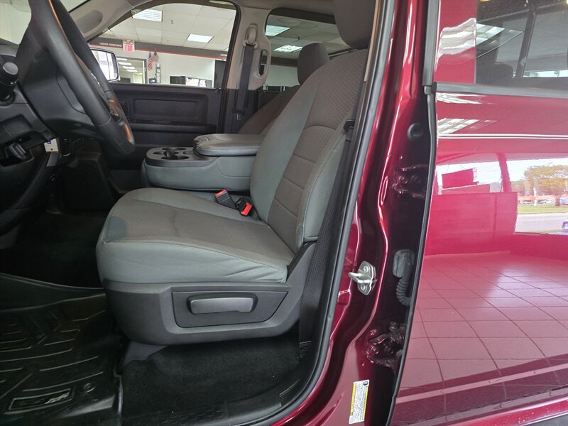 Used 2017 RAM 1500 Express RWD image 19
