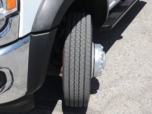Used 2022 RAM 5500 Tradesman w/ Chrome Appearance Group AWD/4WD image 43