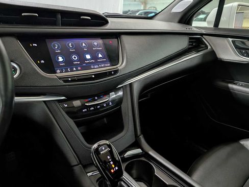 Used 2020 Cadillac XT5 Premium Luxury FWD image 33