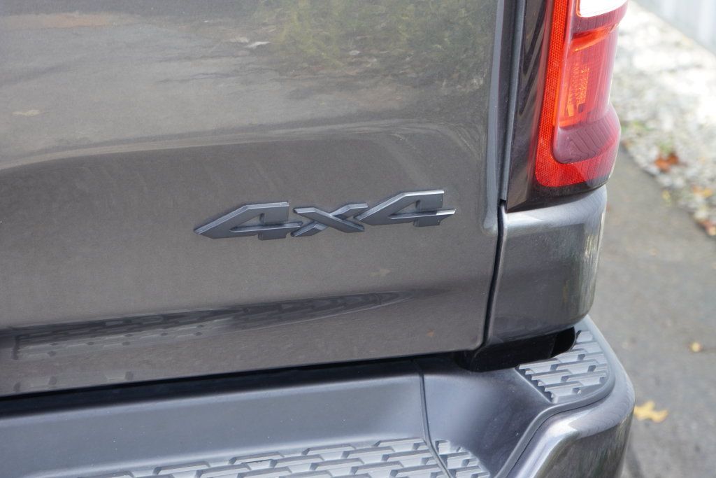 Used 2026 RAM 1500 Big Horn AWD/4WD image 8