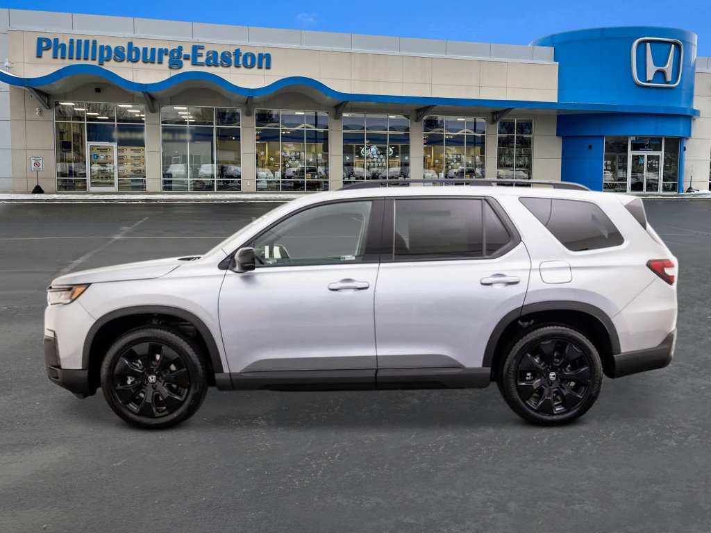 New 2026 Honda Pilot Black Edition image 2