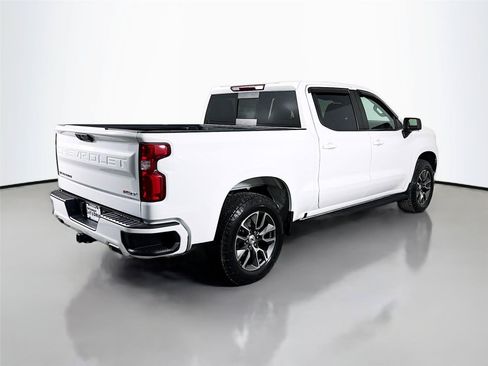 Used 2022 Chevrolet Silverado 1500 RST w/ Convenience Package II AWD/4WD image 9