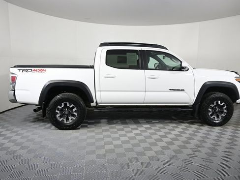 Used 2023 Toyota Tacoma TRD Off-Road image 8