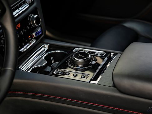 Used 2022 Rolls-Royce Ghost image 48