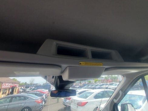 Used 2019 Ford Transit 250 148 Medium Roof RWD image 26