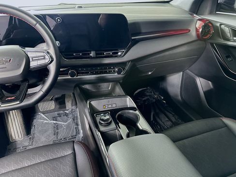 Used 2025 Chevrolet Equinox RS w/ Safety and Technology Package image 19