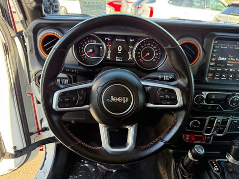 Used 2021 Jeep Gladiator Mojave AWD/4WD image 24