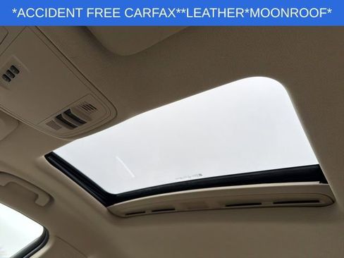 Used 2012 Buick Regal Premium image 25