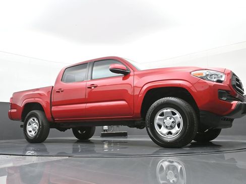 Used 2022 Toyota Tacoma SR w/ SR Convenience Package RWD image 35