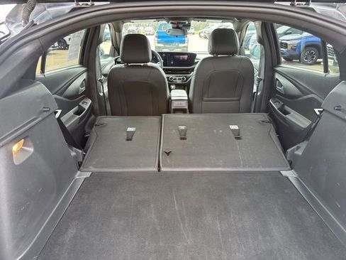 Used 2025 Buick Envista Sport Touring image 37