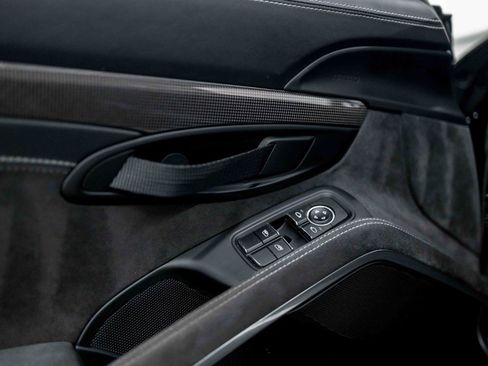 Used 2016 Porsche Cayman GT4 RWD image 38