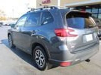 Used 2022 Subaru Forester Premium w/ Popular Package #1 video 3