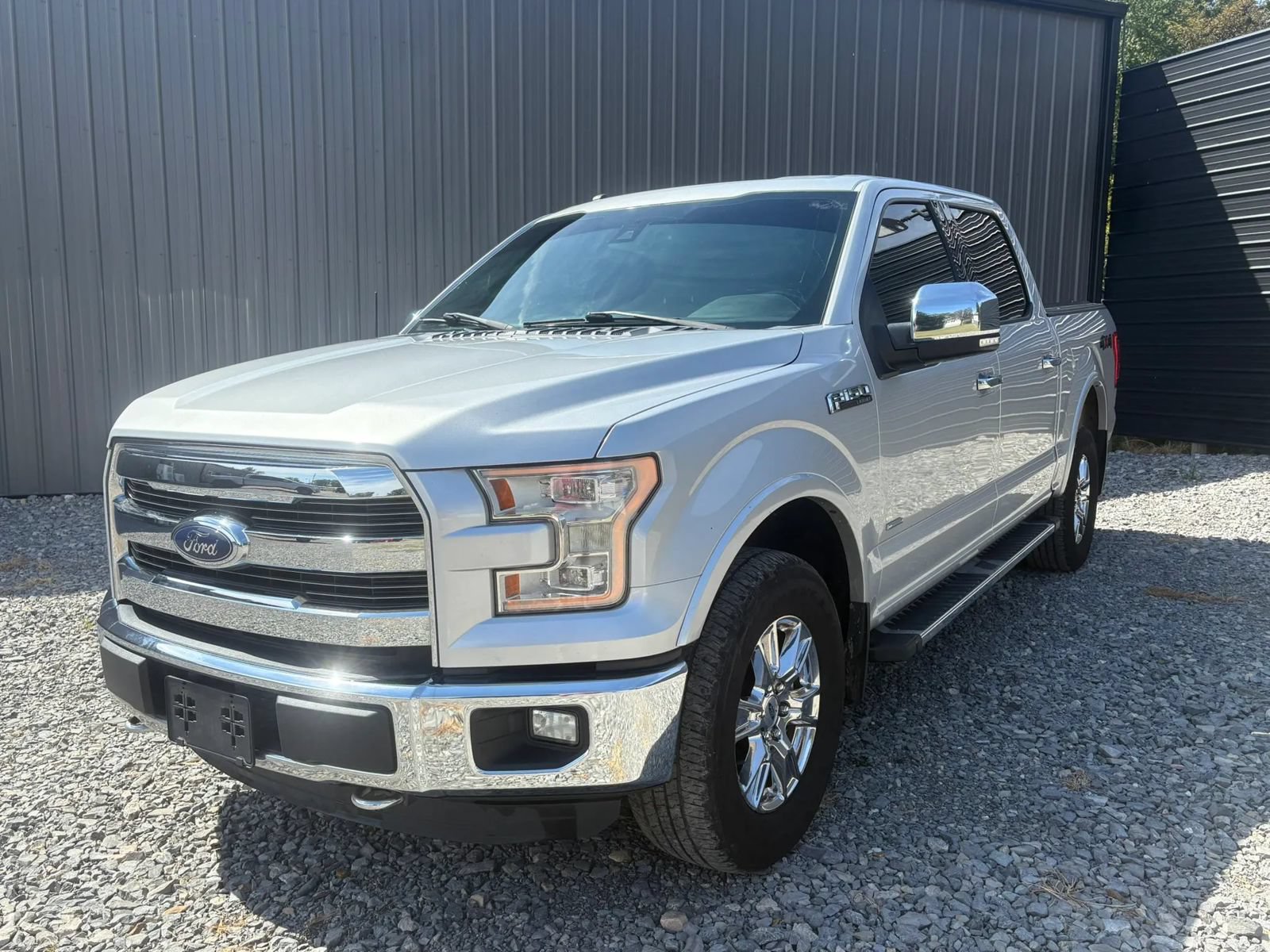 Used 2016 Ford F150 Lariat w/ Equipment Group 502A Luxury AWD/4WD image 1
