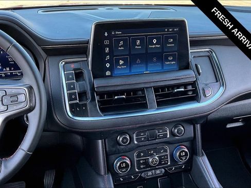 Used 2023 Chevrolet Suburban RST w/ Sport Performance Package AWD/4WD image 9
