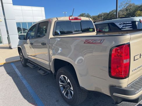 Used 2022 Chevrolet Colorado Z71 w/ Safety Package image 3